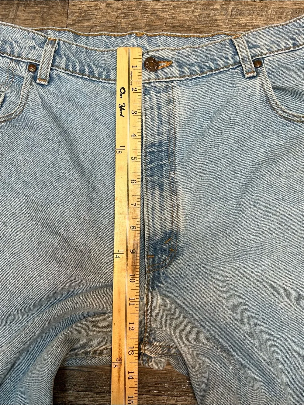 Vintage 90’s Levi's 545 Light Blue Relaxed Fit Men's Jeans size 40